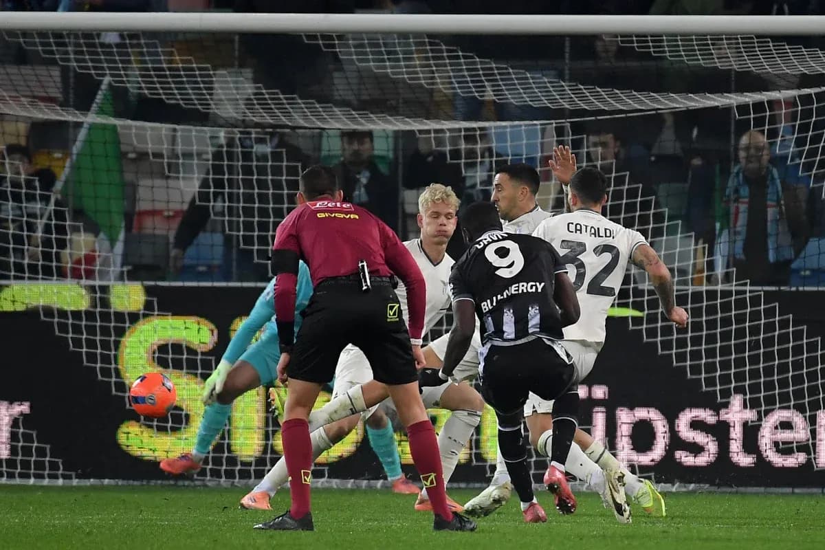 Udinese player shoots at Lazio goal