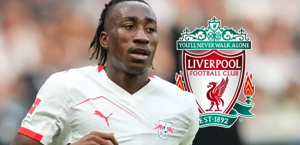 Player in RB Leipzig jersey with Liverpool logo