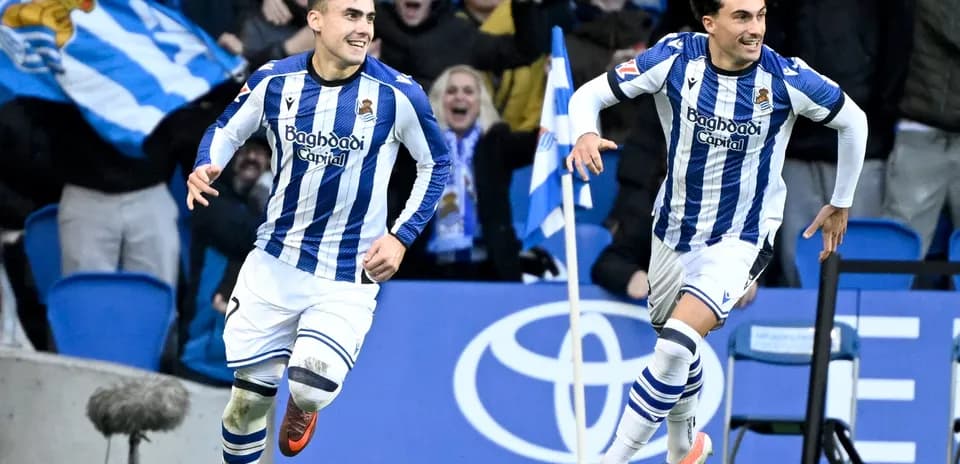 Real Sociedad players celebrating a goal