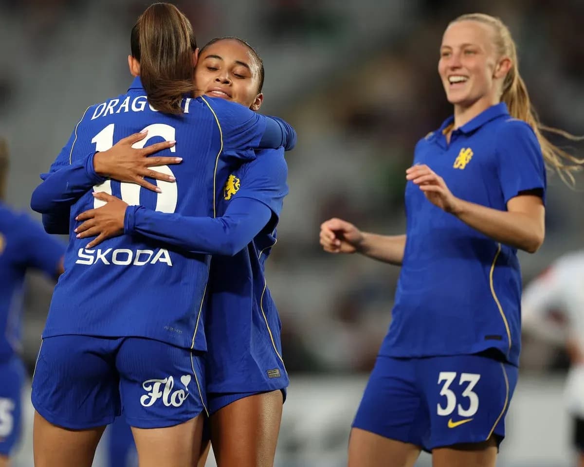 Chelsea W players celebrating during match