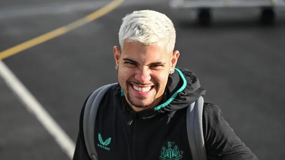 Player smiling in Newcastle United training gear