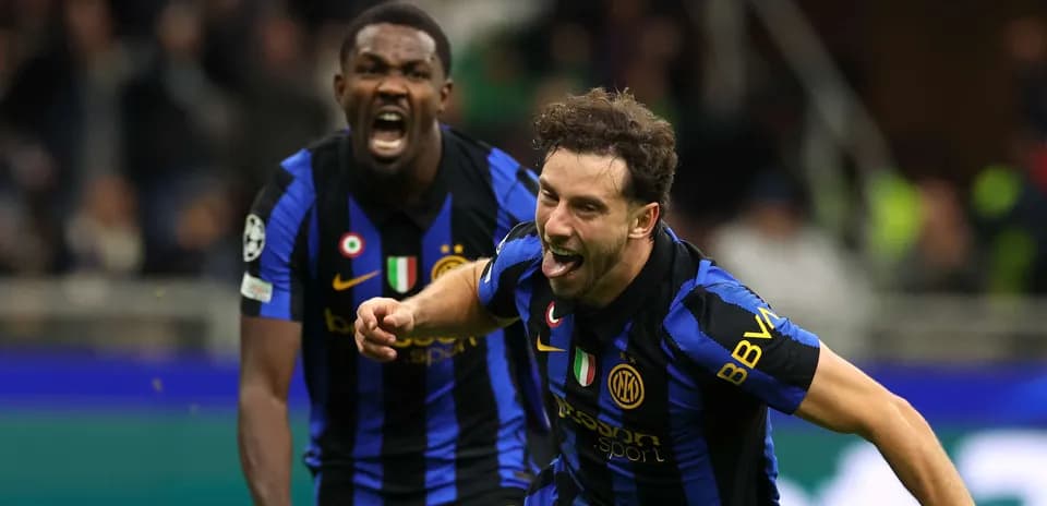 Inter players celebrating a goal during match