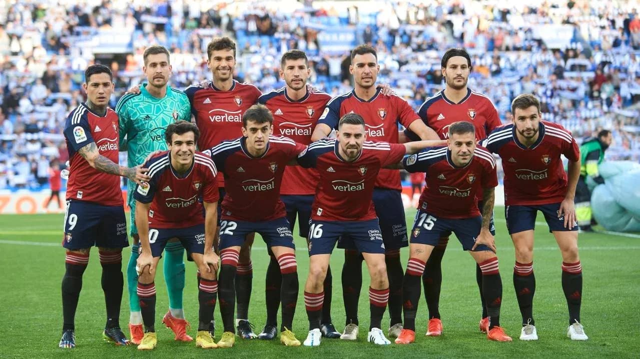 Osasuna team lineup before La Liga match