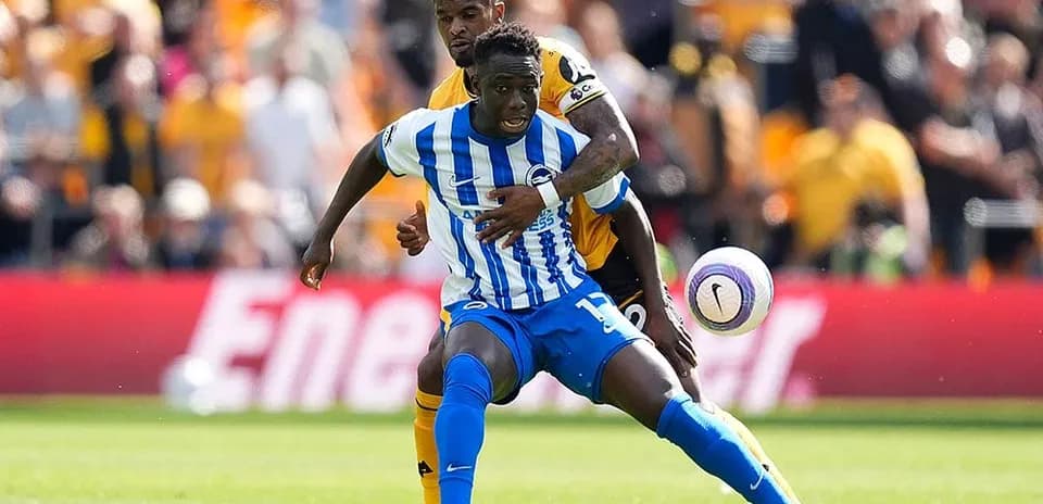Brighton player challenged by Wolves opponent