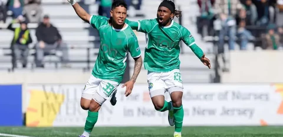 NY Cosmos players celebrating a goal