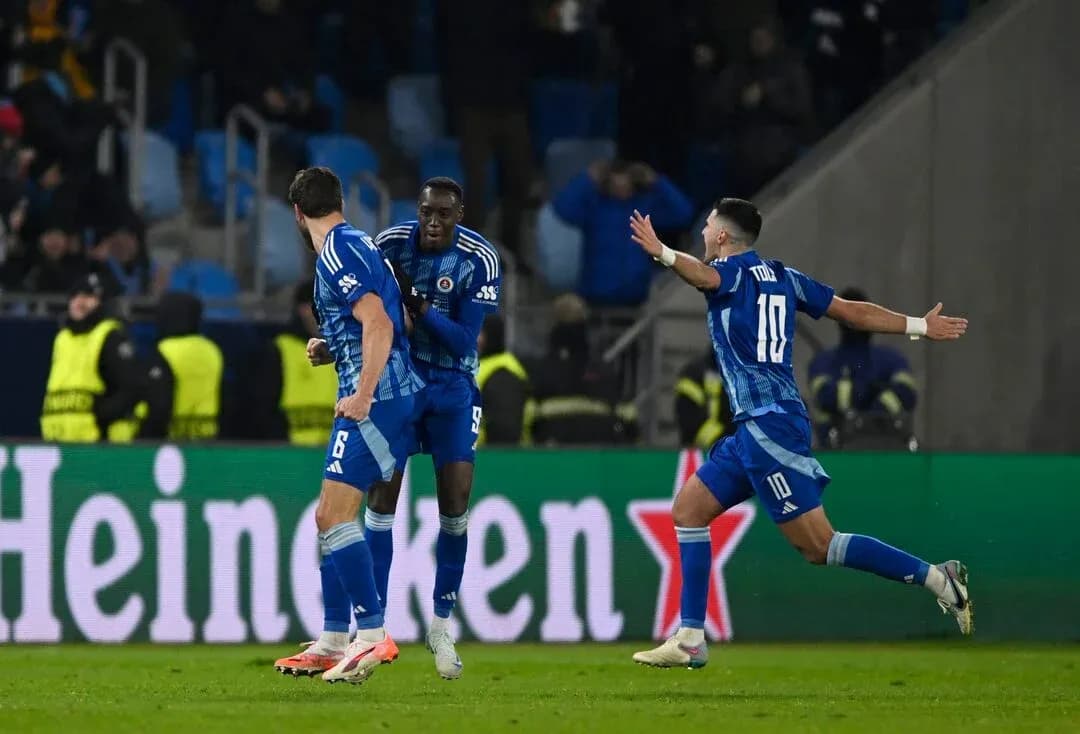 Slovan Bratislava players celebrating a goal