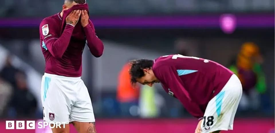 West Ham players showing disappointment after match