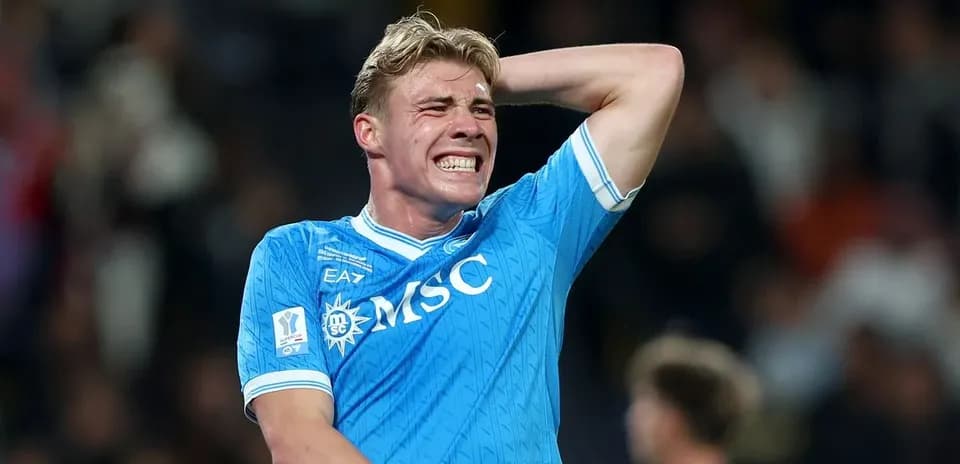 Player reacting in frustration during a match