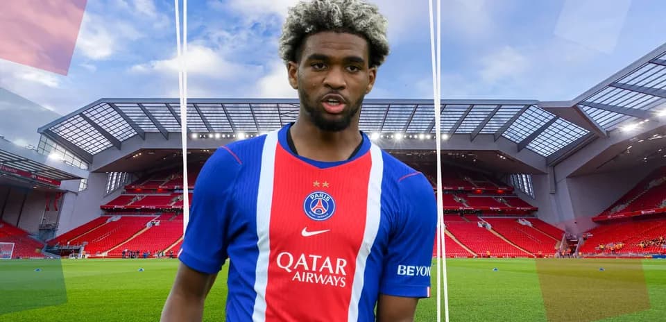 Player in PSG jersey at stadium before match