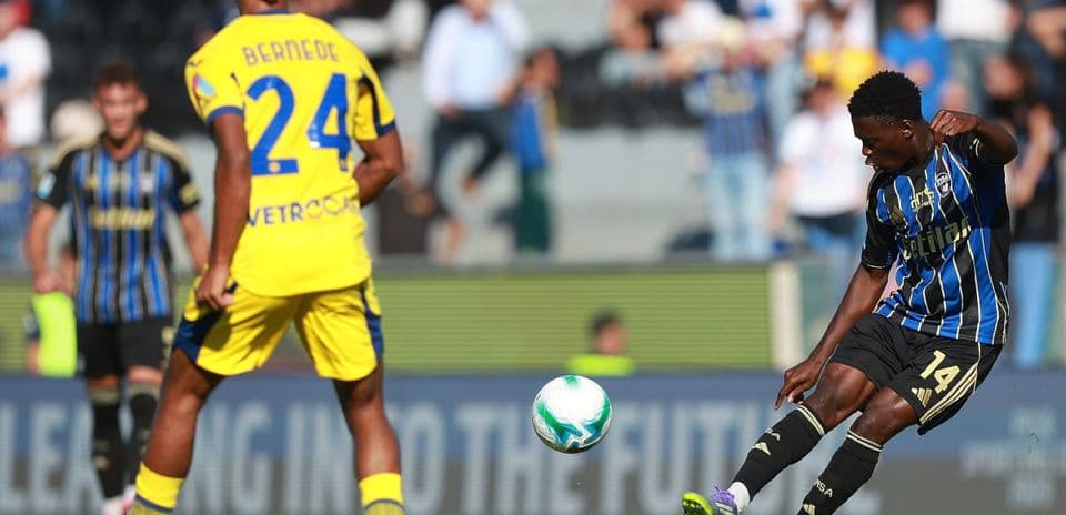 Verona vs Pisa: Relegation Rivals Face Off at Bentegodi.jpg