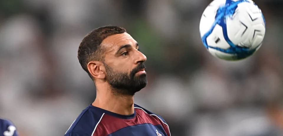 Player focusing on a ball during training session