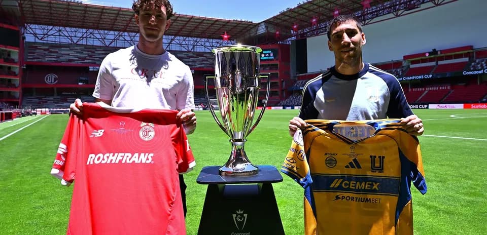 Players holding jerseys before CONCACAF match