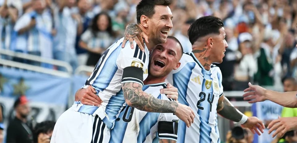 Argentina players celebrating a goal together