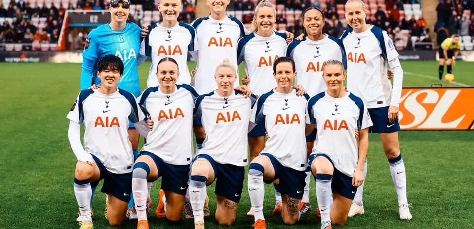 Tottenham Hotspur Women team posing for photo