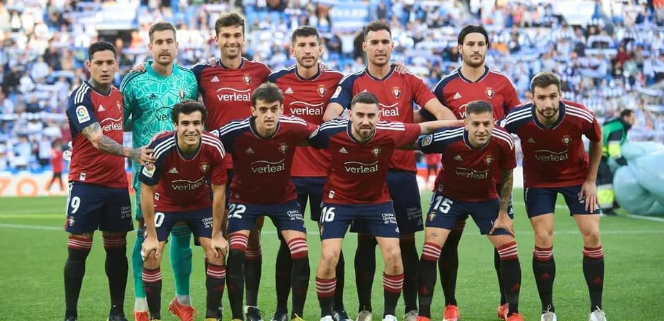 Osasuna team lineup before La Liga match