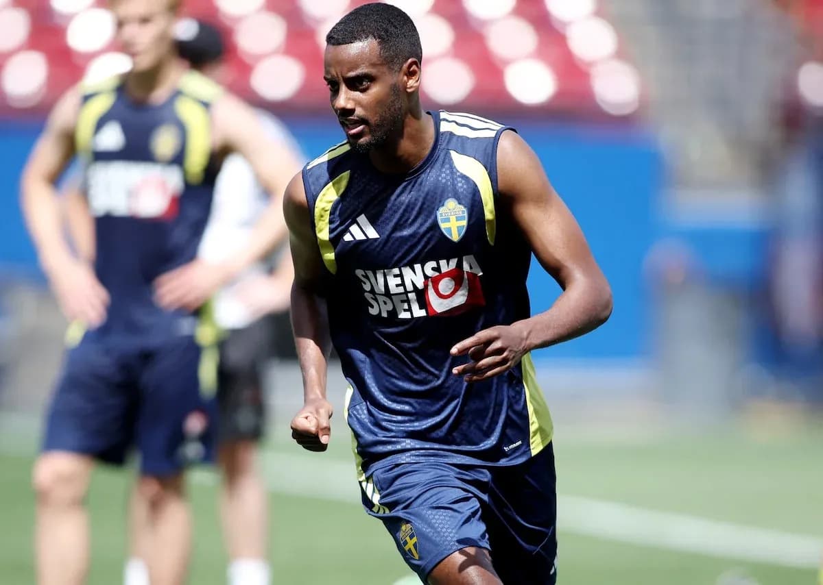 Sweden player training before World Cup match