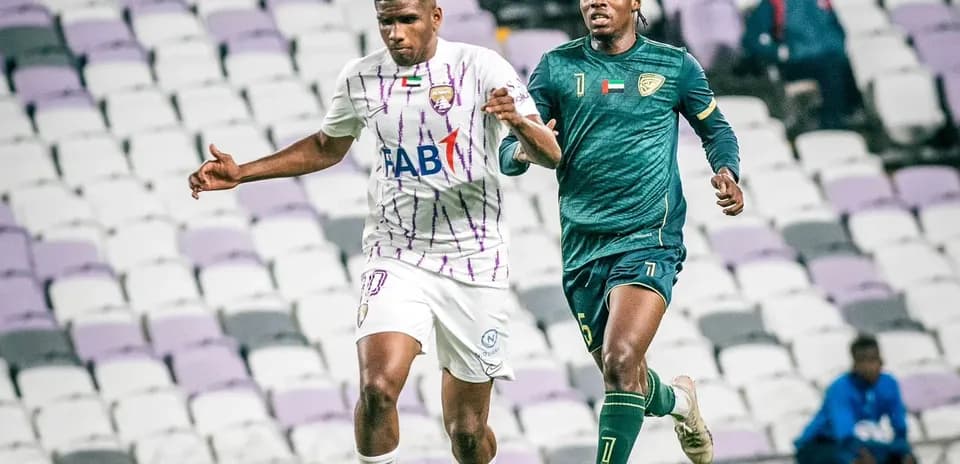 Player dribbling during Al Bataeh U23 match