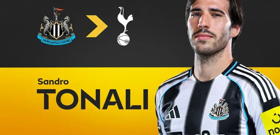 Sandro Tonali in Newcastle United kit with logos