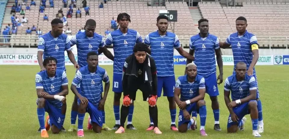 Ikorodu City football team posing for a photo