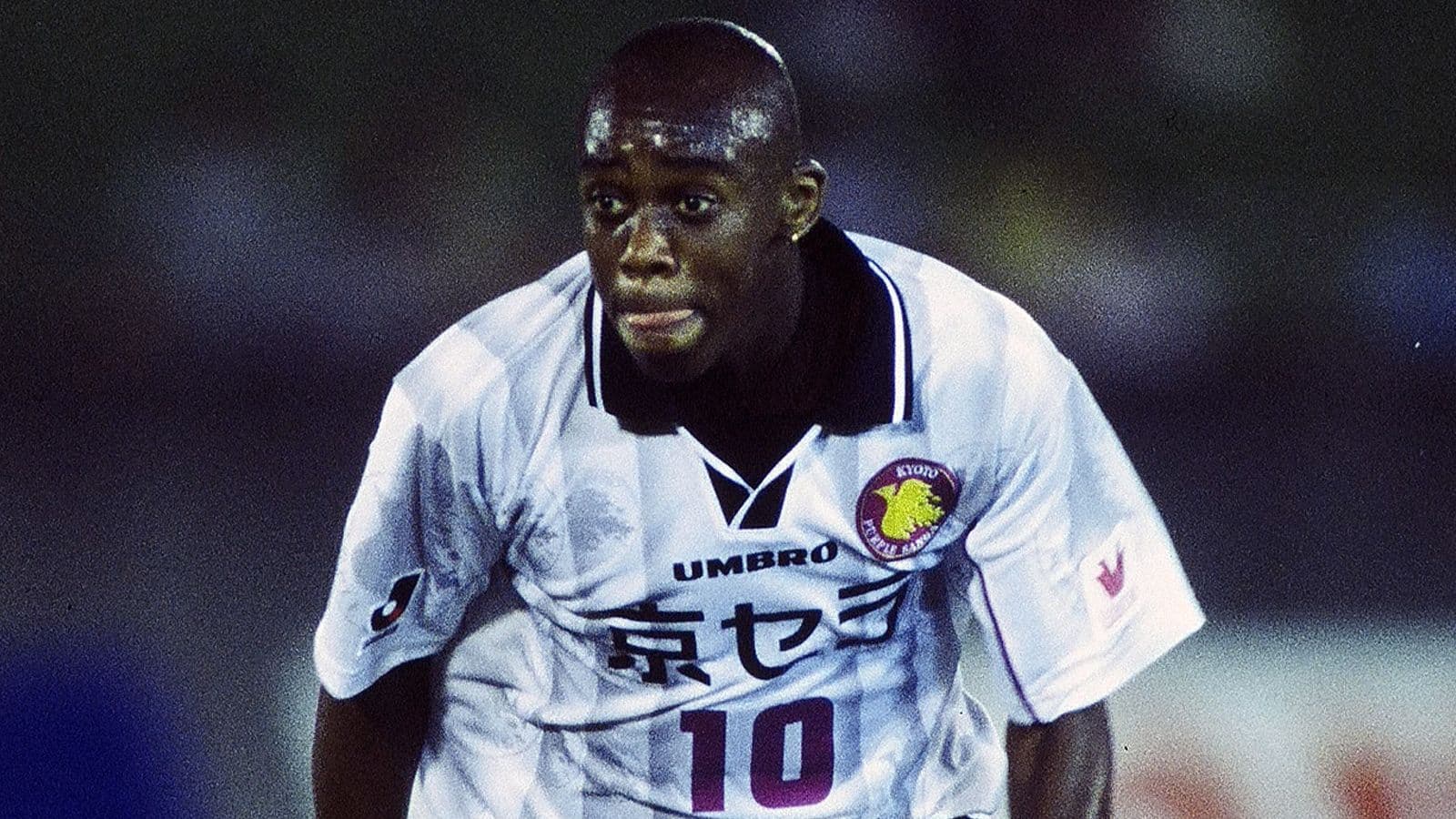 Regis Pitbull: Former Corinthians and Vasco Striker Faces Homelessness Amid Crack Addiction
