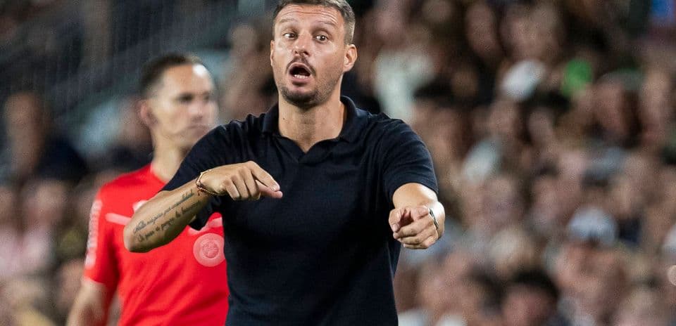 Martin Anselmi Reveals Elche's Bold Possession Strategy Against Real Madrid