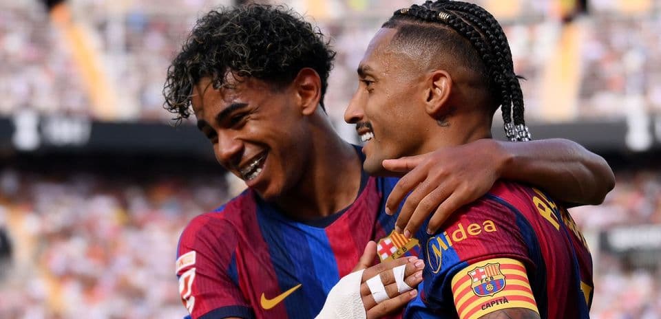 Lamine Yamal's Brace and Raphinha Matching Messi Propel Barcelona to 5-0 Victory over Valencia