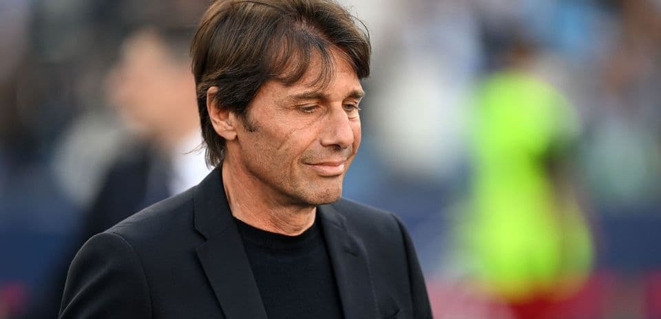 Manchester United Eye Antonio Conte Return Amid Carrick Uncertainty