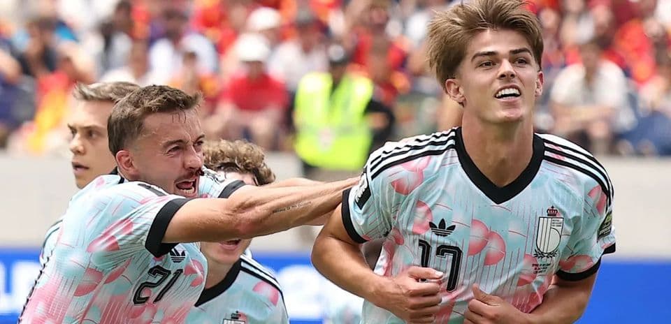 Atalanta Sets €50 Million Price for World Cup Star De Ketelaere Amid Bayern and PSG Interest