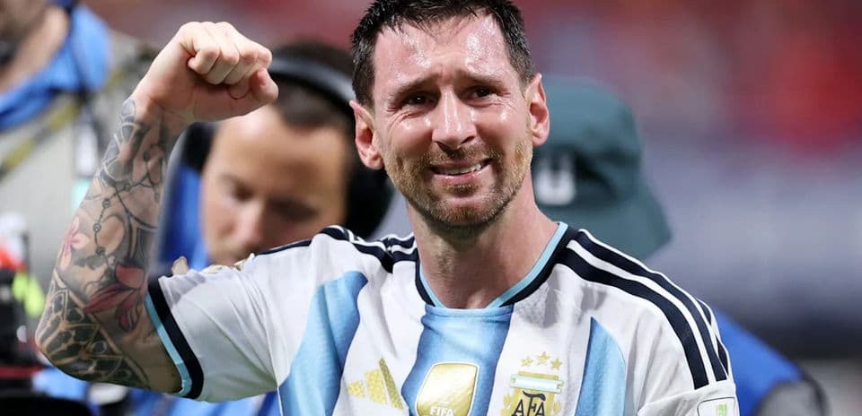 Argentina Narrowly Escape Early Exit as Switzerland Advance on Penalties at World Cup