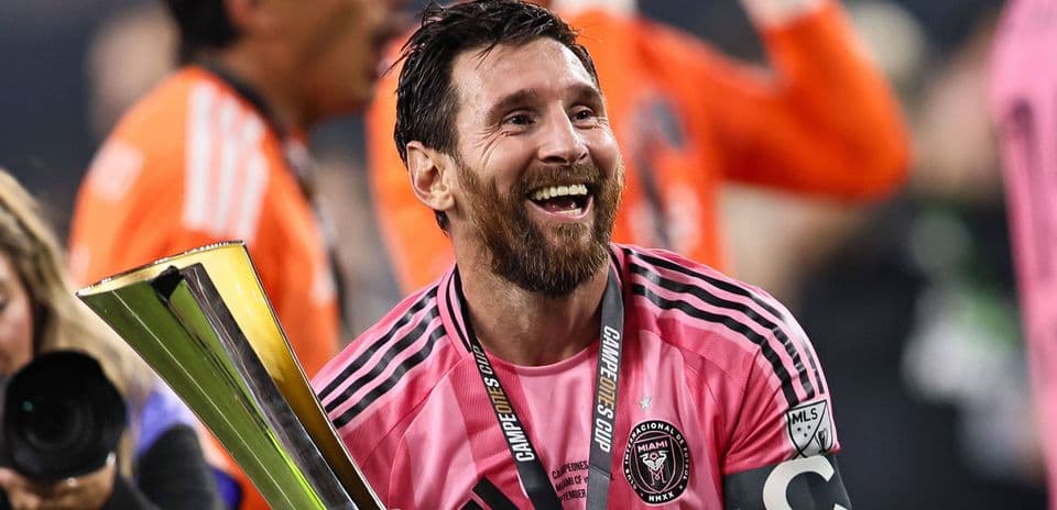 Carolina Holguin Urges Lionel Messi to Honor Eldense's Legacy After Takeover