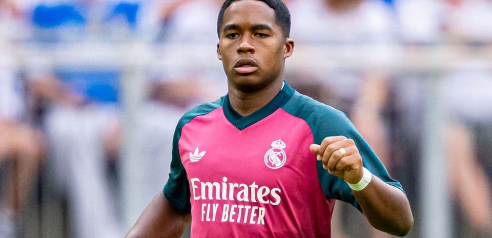 Endrick Confirms Staying at Real Madrid Despite Aston Villa Interest and Mourinho's Plans