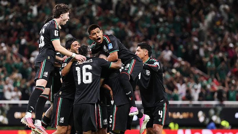 Mexico Secures Spot in World Cup Round of 32 with Win Over South Korea