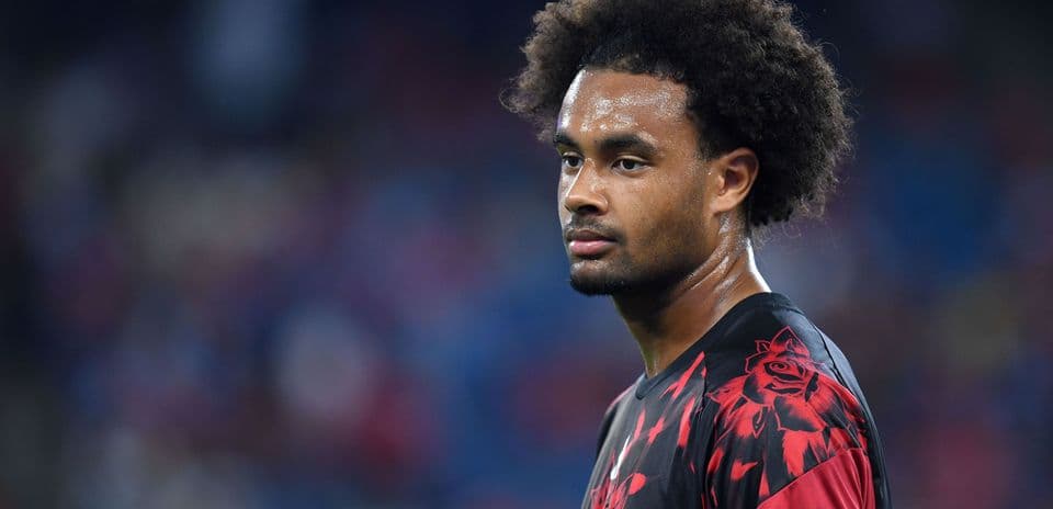 Everton Make Last-Minute Loan Offer for Manchester United's Joshua Zirkzee