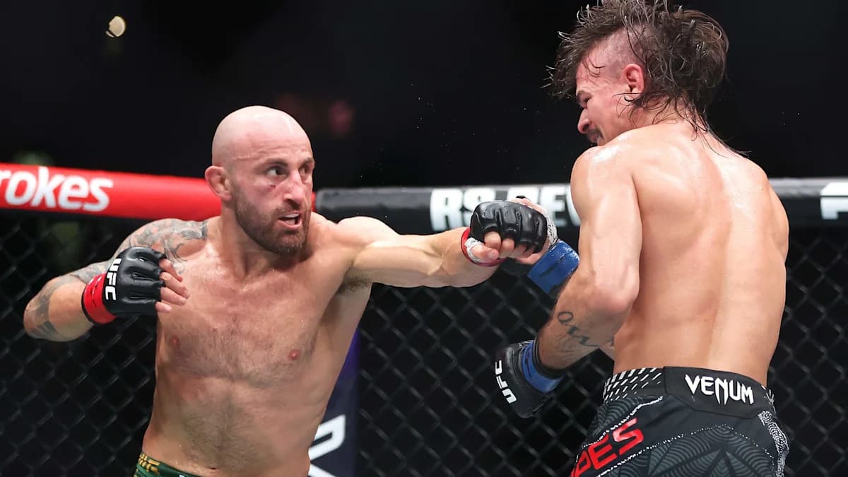 Alex Volkanovski Praises Rising UFC Featherweight Kevin Vallejos