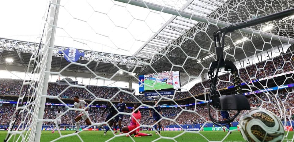 Top Goals of the 2026 World Cup: From Messi and Mbappé's Scoring Battles to Bellingham's Solo Triumph