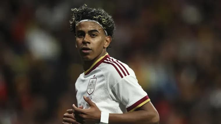 Top 10 Young Talents to Watch at the 2026 World Cup, Featuring Lamine Yamal and Yan Diomande