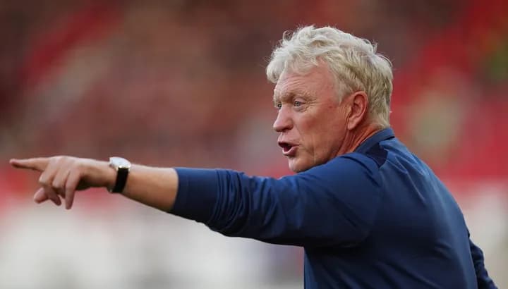 Everton Targets Manchester United Striker; PSG Close to Signing Ajax Forward