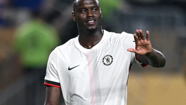 Napoli Expresses Interest in Chelsea Defender Benoit Badiashile