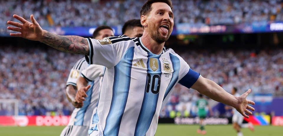 Argentina Shines as Messi Sets World Cup Scoring Record in 3-0 Win Over Algeria
