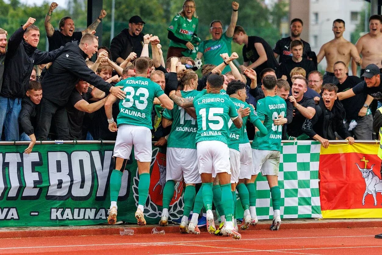 Žalgiris players celebrating with fans after goal Žalgiris players celebrating with fans after goal