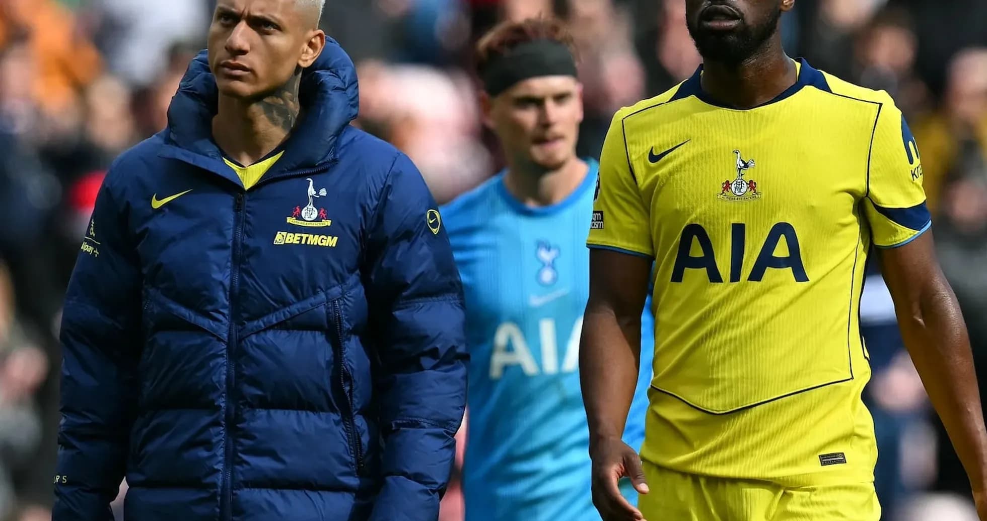 Tottenham players walking off the pitch Tottenham players walking off the pitch
