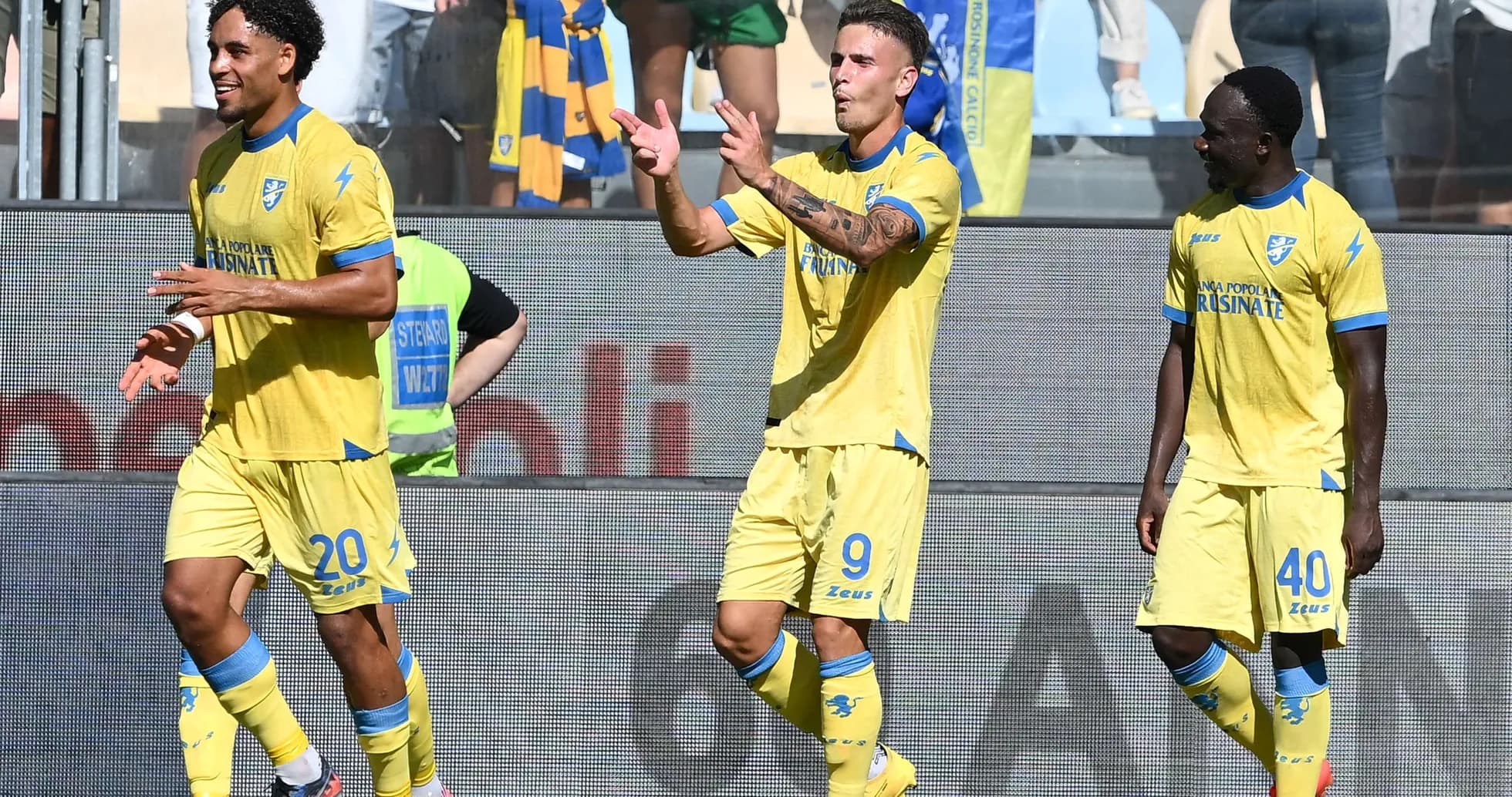 Frosinone players celebrating during Serie A match Frosinone players celebrating during Serie A match