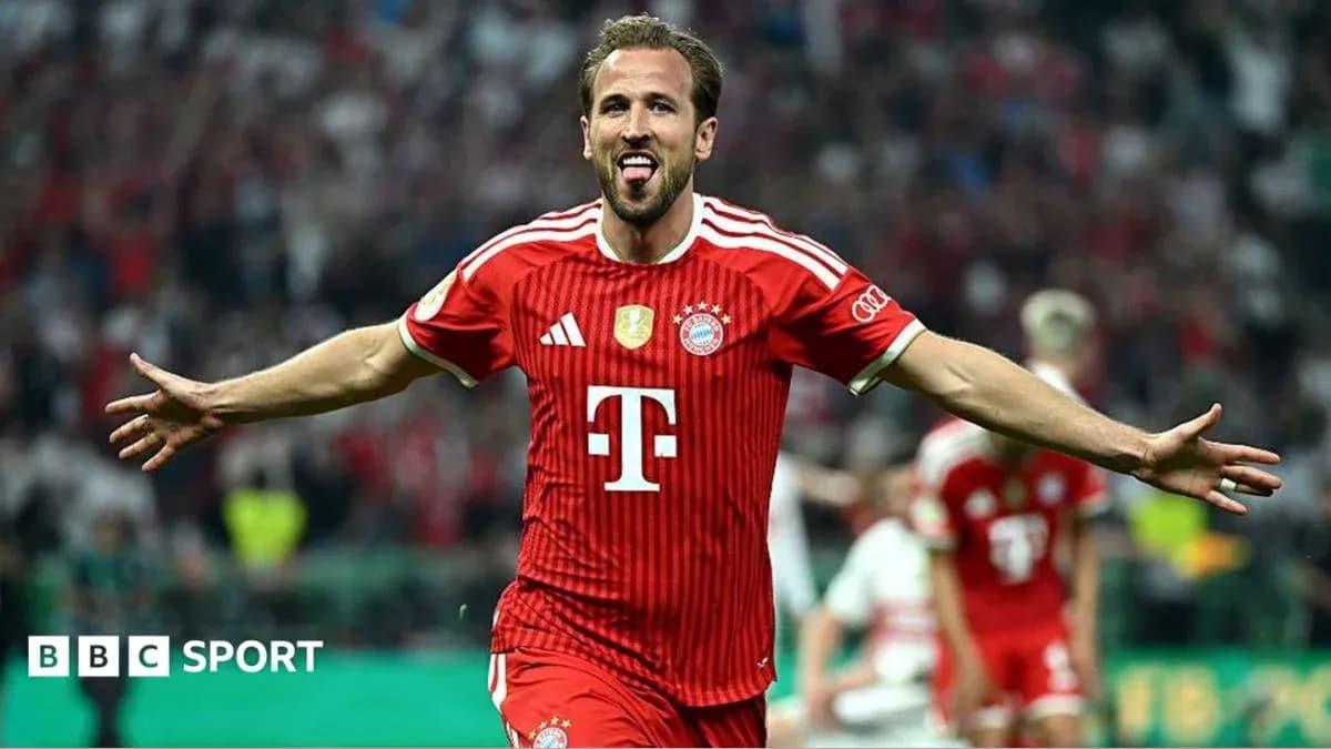 Player celebrating a goal in Bayern Munich jersey Player celebrating a goal in Bayern Munich jersey