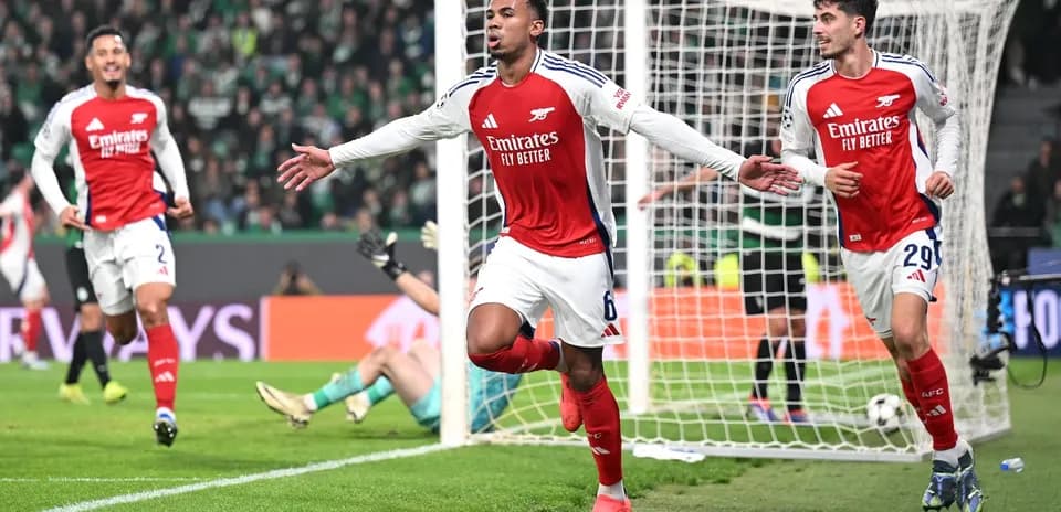 Arsenal players celebrating a goal against Sporting CP Arsenal players celebrating a goal against Sporting CP