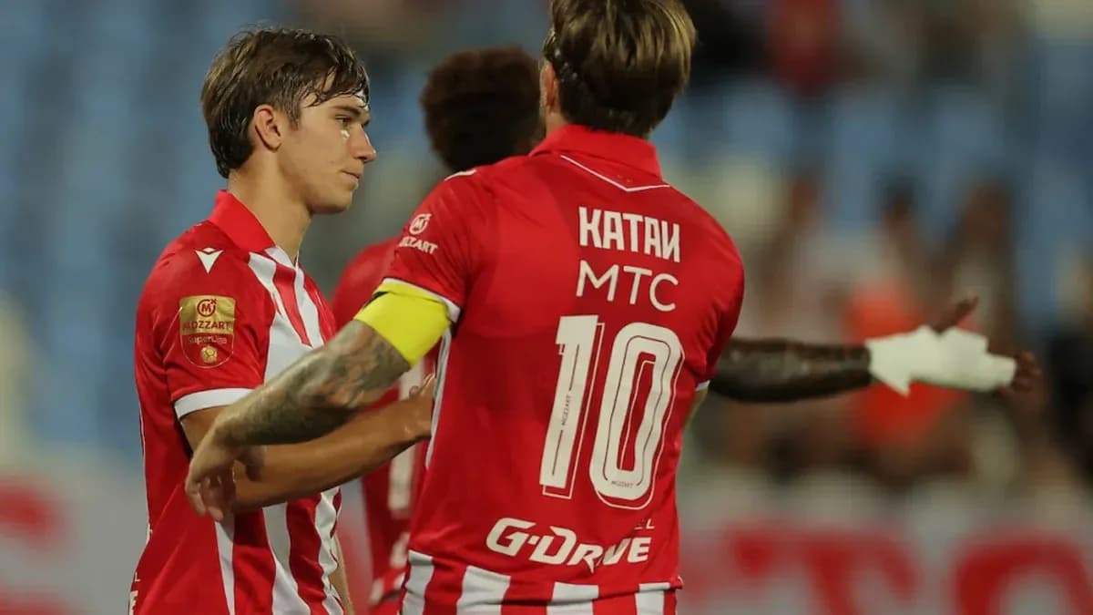 FK Crvena Zvezda players celebrating on the pitch FK Crvena Zvezda players celebrating on the pitch