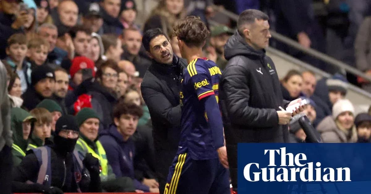Coach speaking to player during match substitution Coach speaking to player during match substitution