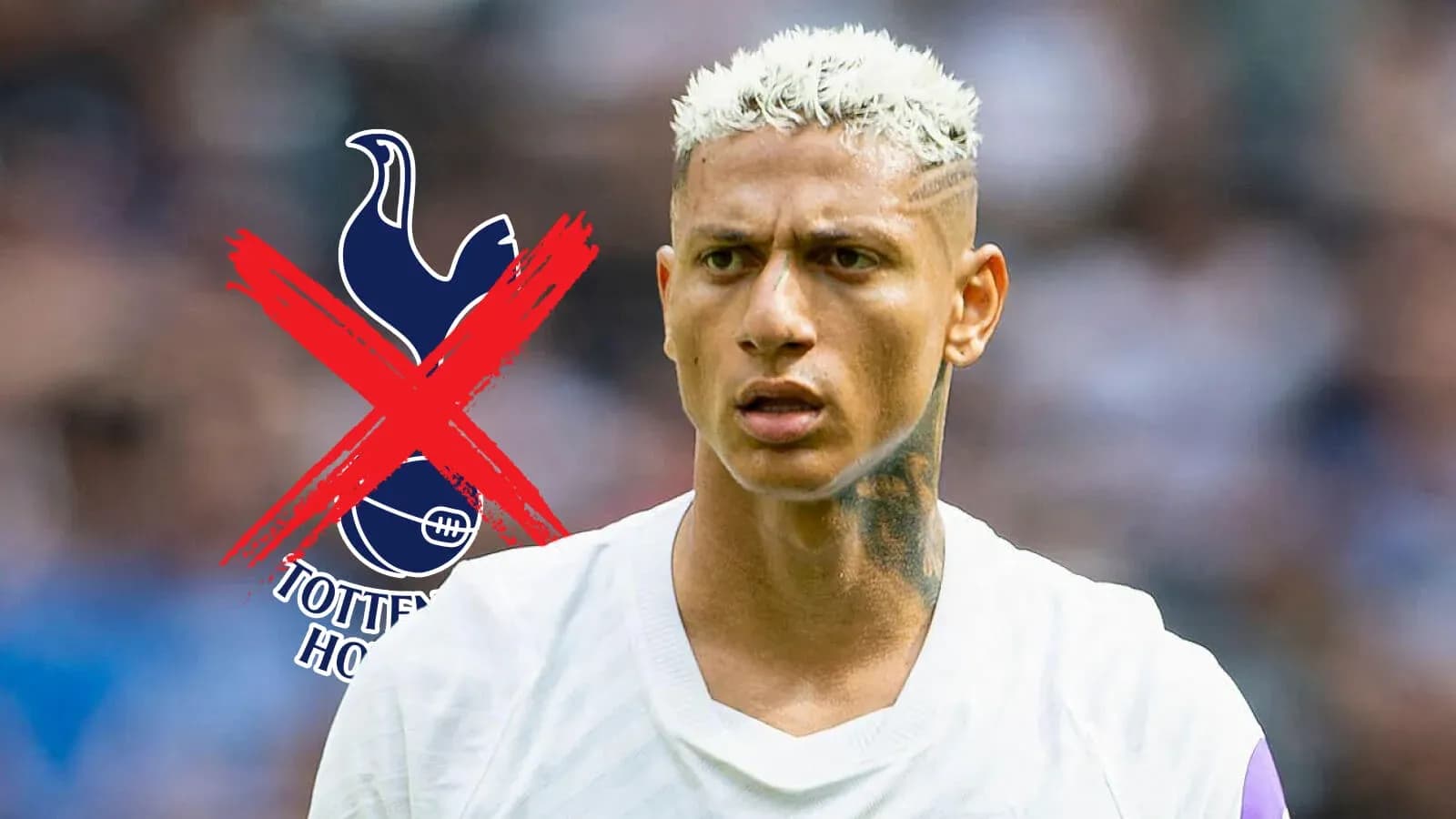Player with bleached hair on the pitch Player with bleached hair on the pitch