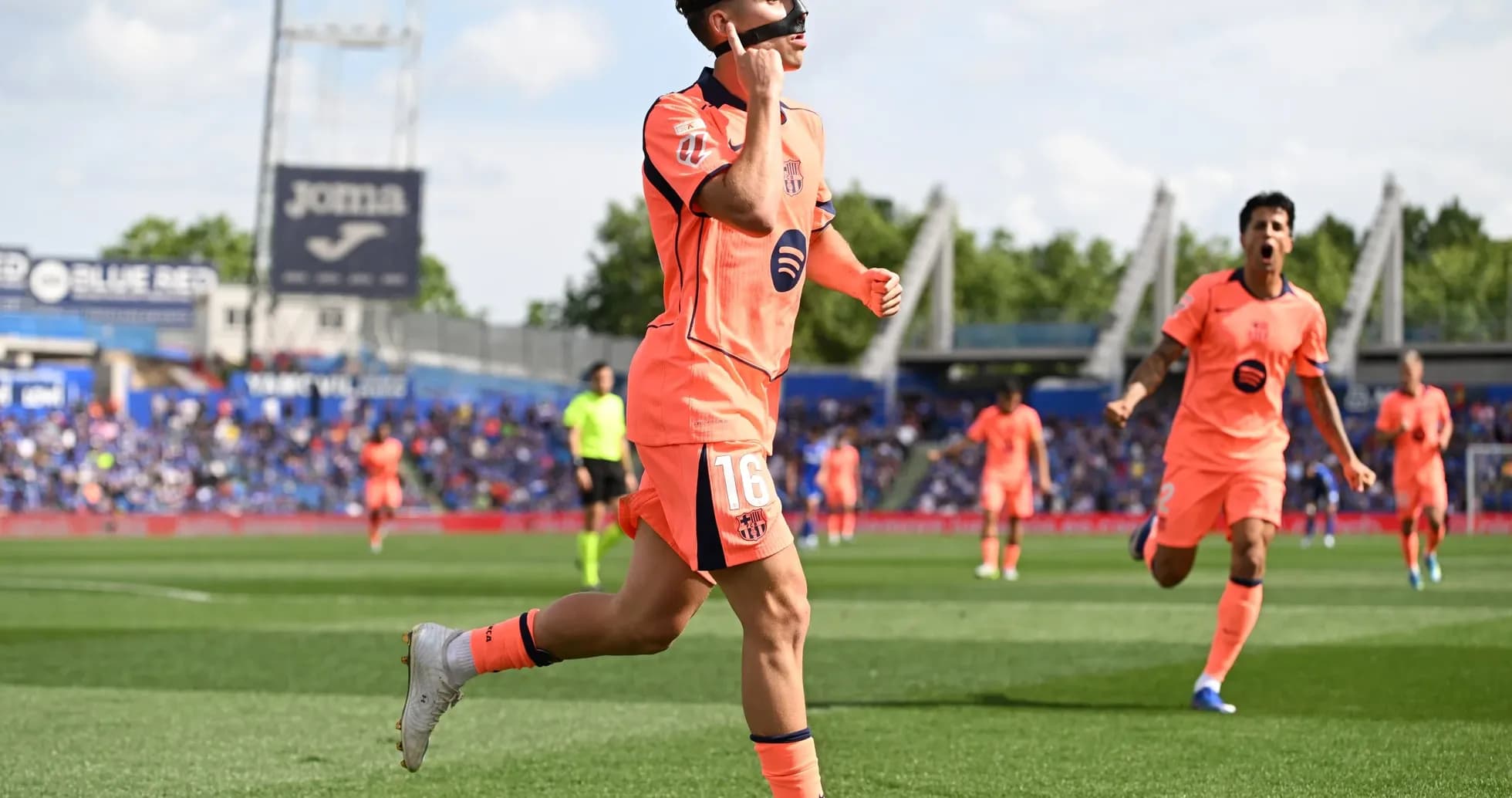 Barcelona player celebrating goal against Getafe Barcelona player celebrating goal against Getafe