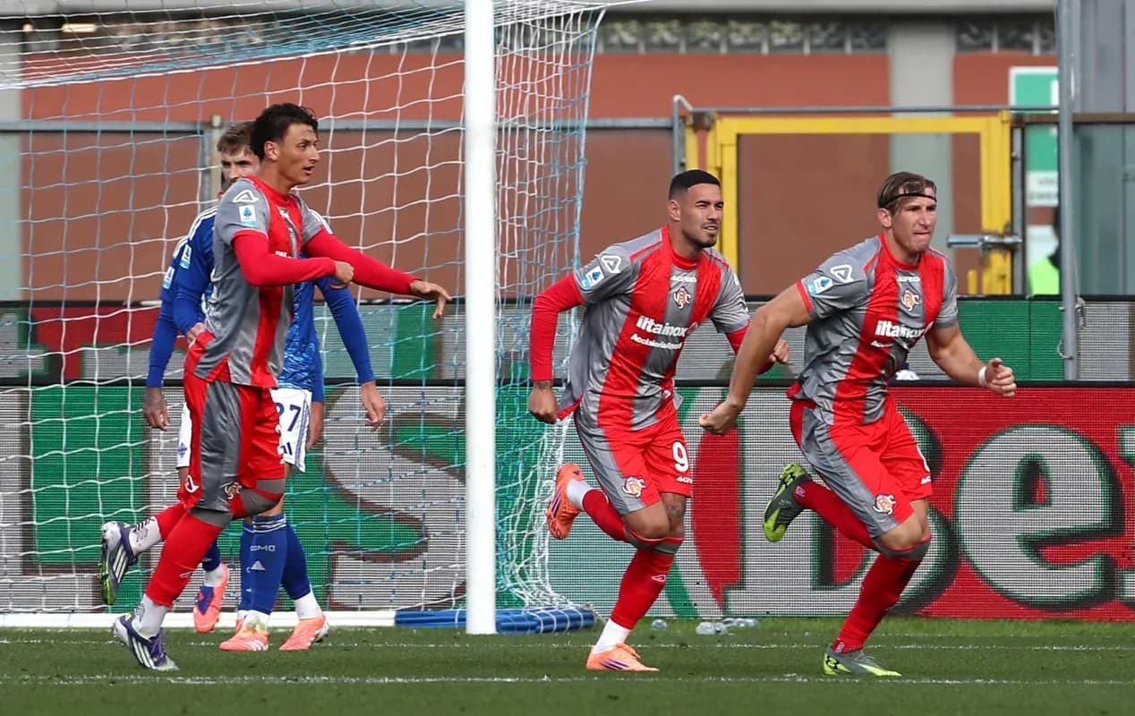 Cremonese players celebrating a goal during match Cremonese players celebrating a goal during match