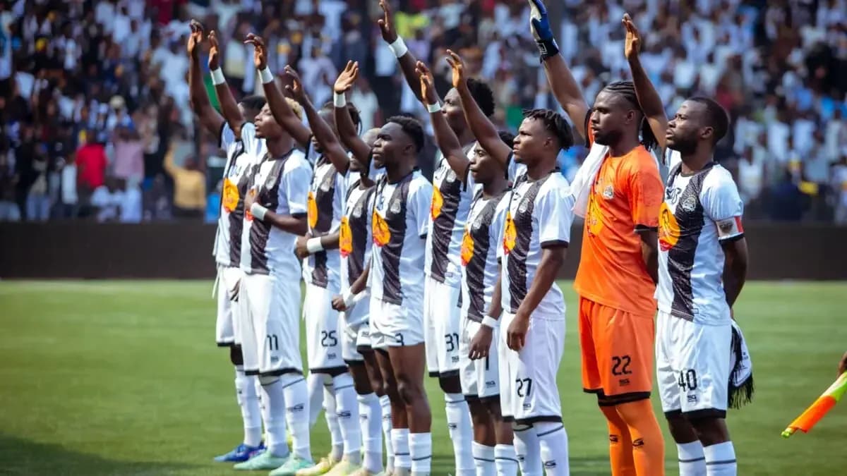 TP Mazembe players during pre-match ceremony TP Mazembe players during pre-match ceremony